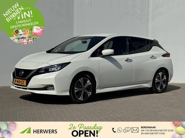 Pearl white m Gebruikt 2022 Nissan Leaf Tekna Hatchback | € 16.285 (Goede deal) - Afbeelding 1/4