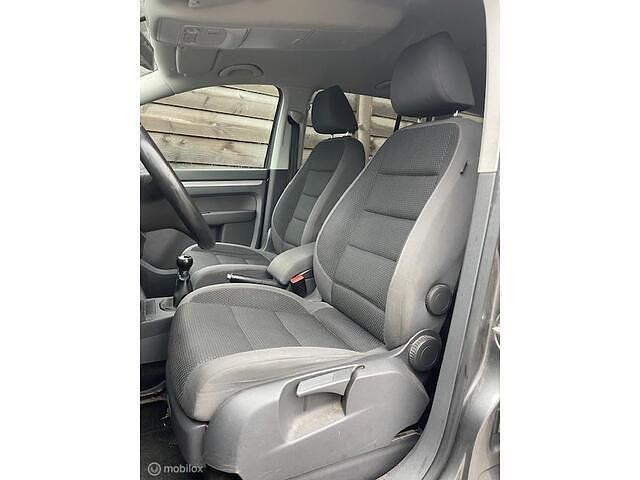 Occasion VW Touran Highline 105 PK (77 kW) 2011 Grijs MPV