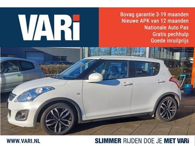 Wit Occasion 2016 Suzuki Swift Style Hatchback | € 9.699 (Eerlijke prijs) - Afbeelding 1/4