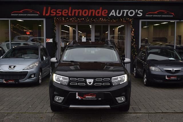 Occasion Dacia Sandero Stepway 90 PK (66 kW) 2019 Zwart (metallic) Hatchback