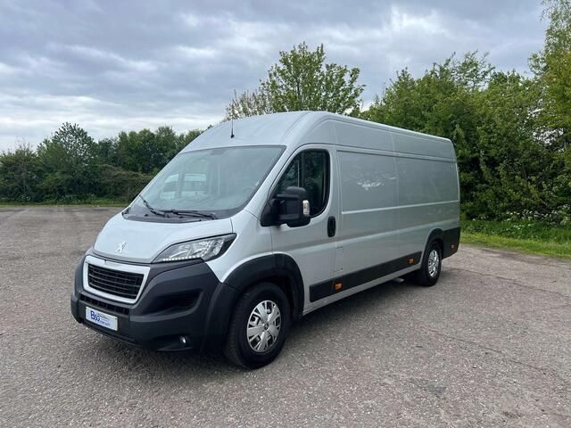 Grijs Gebruikt 2019 Peugeot Boxer Van | € 14.950 (Iets duurder) - Afbeelding 1/4