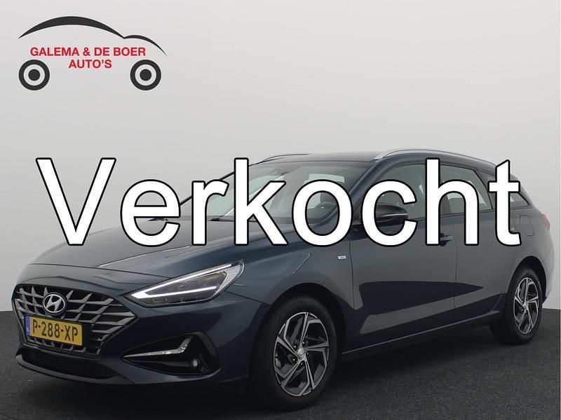 Blauw Occasion 2022 Hyundai i30 Comfort Stationwagen | € 19.283 (Eerlijke prijs) - Afbeelding 1/4