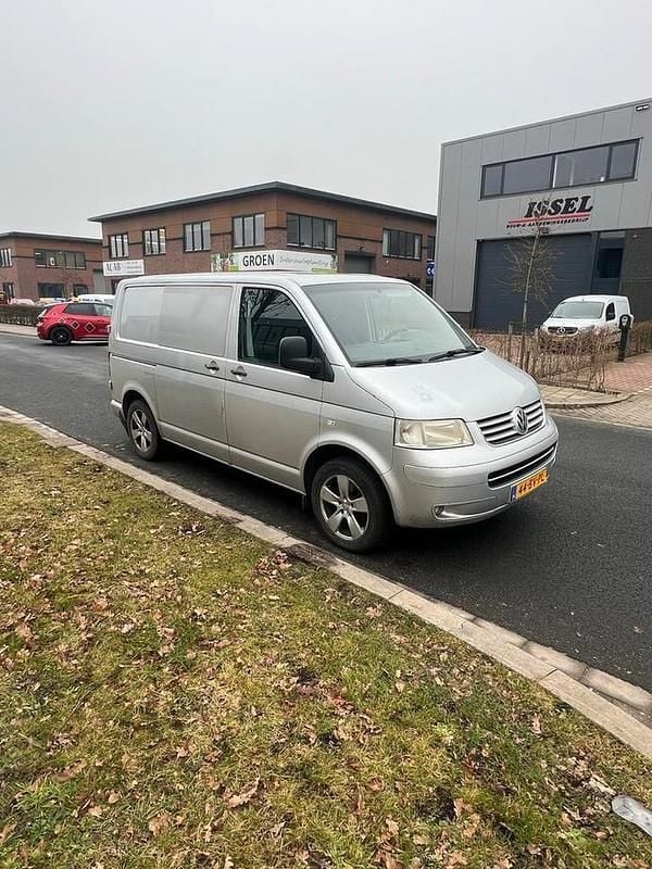 Occasion 2006 VW T5 Van | € 2.500 (Goede deal) - Afbeelding 1/4