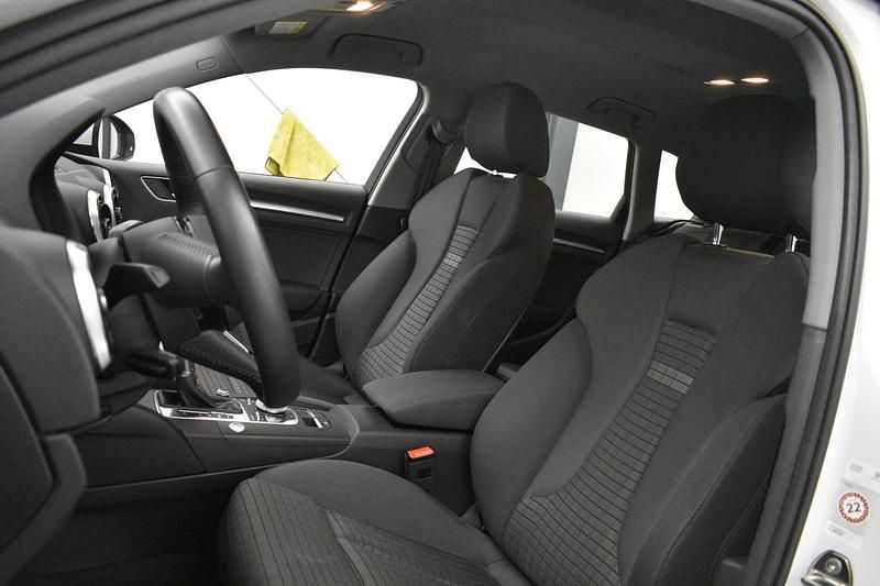 Occasion Audi A3 Sportback e-tron Sport 204 PK (150 kW) 2018 Wit Hatchback