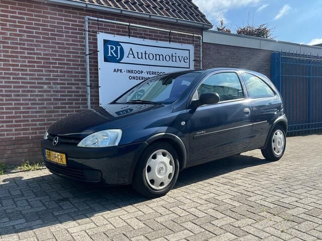 Blauw Gebruikt 2002 Opel Corsa Hatchback | € 950 (Goede deal) - Afbeelding 1/4