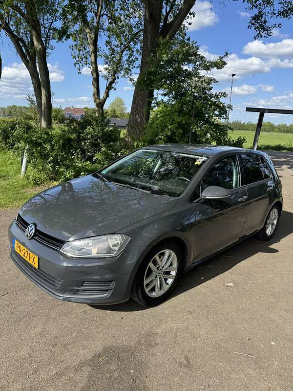 Grijs Gebruikt 2013 VW Golf VII Trendline Stationwagen | € 6.500 (Eerlijke prijs) - Afbeelding 1/4