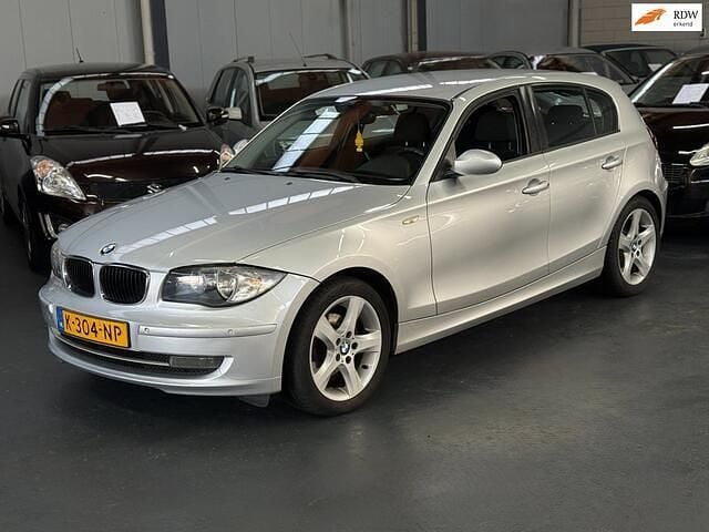 Occasion BMW 118 143 PK (105 kW) 2008 Grijs Hatchback