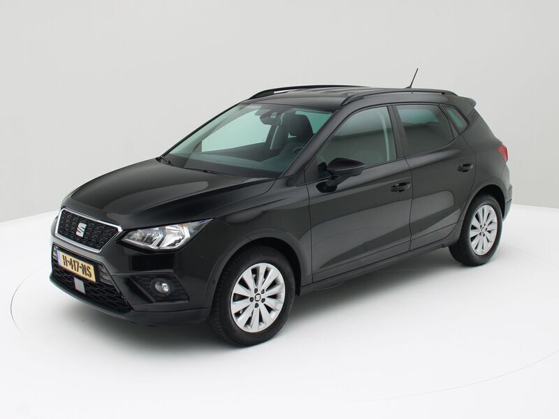 Zwart Gebruikt 2020 Seat Arona Business SUV | € 18.950 (Eerlijke prijs) - Afbeelding 1/4