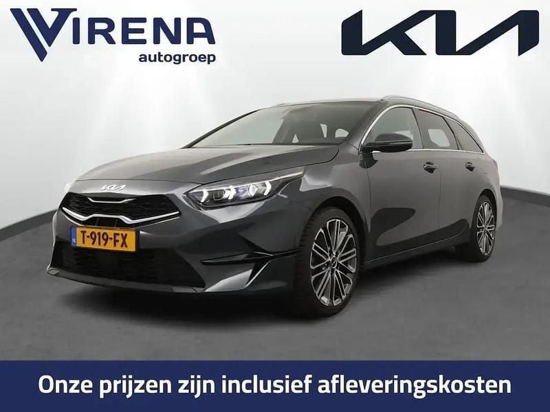 Grijs metallic Gebruikt 2023 Kia Ceed Sportswagon Stationwagen | € 25.950 (Iets duurder) - Afbeelding 1/3