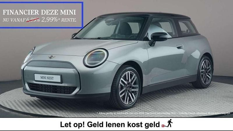 Grijs Nieuw 2024 Mini Cooper Classic Hatchback | € 29.990 (Eerlijke prijs) - Afbeelding 1/4