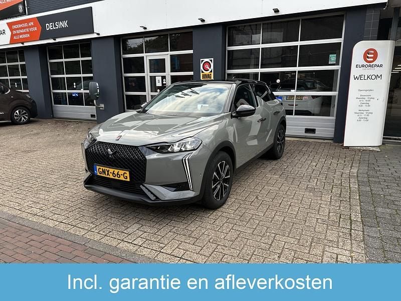 Grijs Gebruikt 2024 DS Automobiles DS3 Performance SUV | € 24.750 (Goede deal) - Afbeelding 1/4