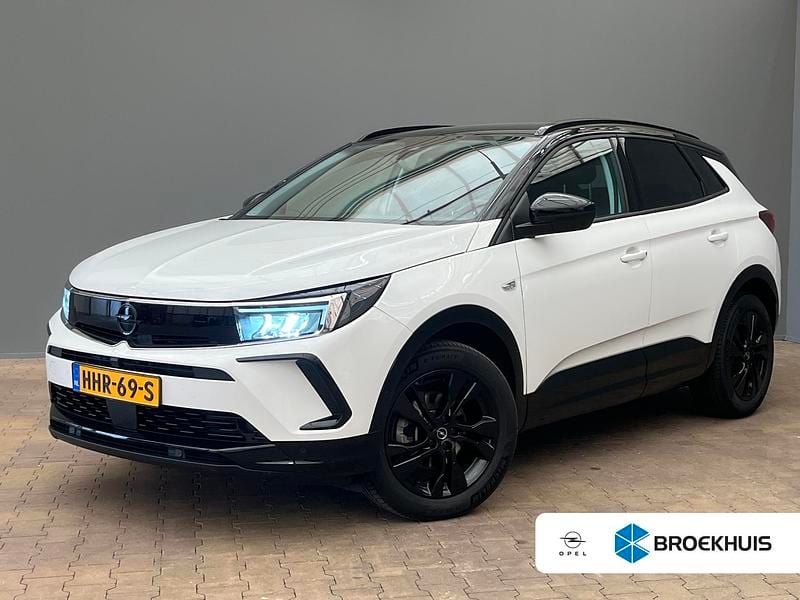 Wit Gebruikt 2024 Opel Grandland X SUV | € 32.895 (Iets duurder) - Afbeelding 1/4