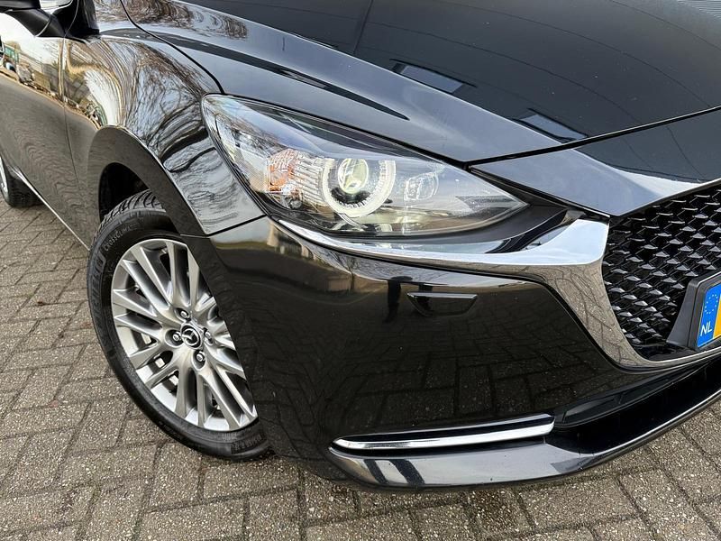 Occasion Mazda 2 Luxury 90 PK (66 kW) 2020 Zwart Hatchback
