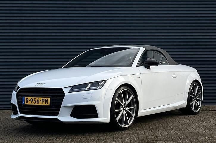Wit (metallic) Occasion 2016 Audi TT Roadster S-Line Cabriolet | € 26.995 (Eerlijke prijs) - Afbeelding 1/4