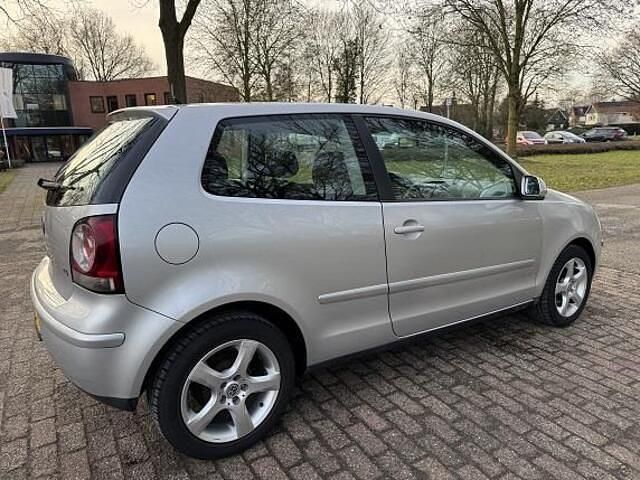 Occasion VW Polo 75 PK (55 kW) 2005 Grijs Hatchback