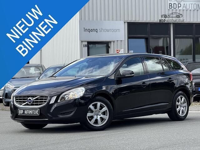 Zwart Gebruikt 2012 Volvo V60 Kinetic Stationwagen | € 7.450 (Eerlijke prijs) - Afbeelding 1/4