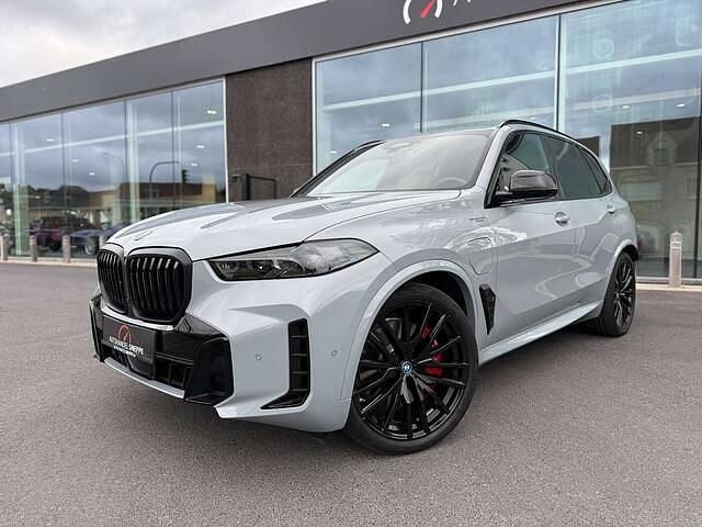 Grijs Gebruikt 2024 BMW X5 M Sport SUV | € 96.995 (Iets duurder) - Afbeelding 1/4