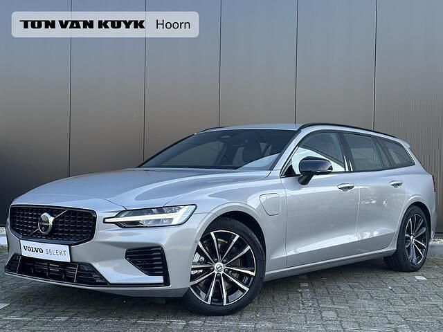 Grijs Occasion 2022 Volvo V60 Plus Stationwagen | € 47.950 (Iets duurder) - Afbeelding 1/4