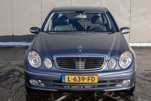 Occasion Mercedes E320 Avantgarde 224 PK (164 kW) 2004 Blauw Sedan