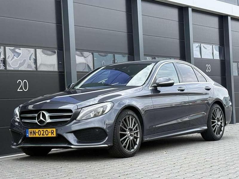 Grijs Gebruikt 2014 Mercedes C220 AMG Sedan | € 12.950 (Iets duurder) - Afbeelding 1/4