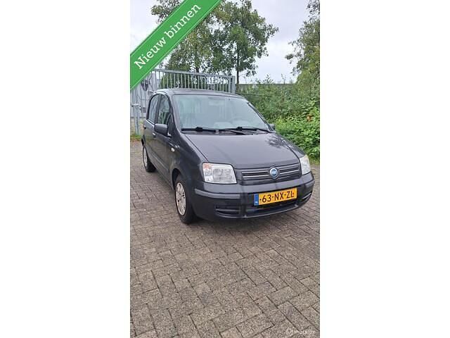 Zwart Gebruikt 2004 Fiat Panda Dynamic Hatchback | € 850 (Goede deal) - Afbeelding 1/4