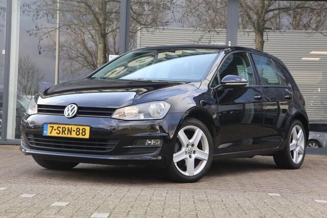 Zwart Gebruikt 2013 VW Golf VII Comfortline Hatchback | € 5.995 (Iets duurder) - Afbeelding 1/4