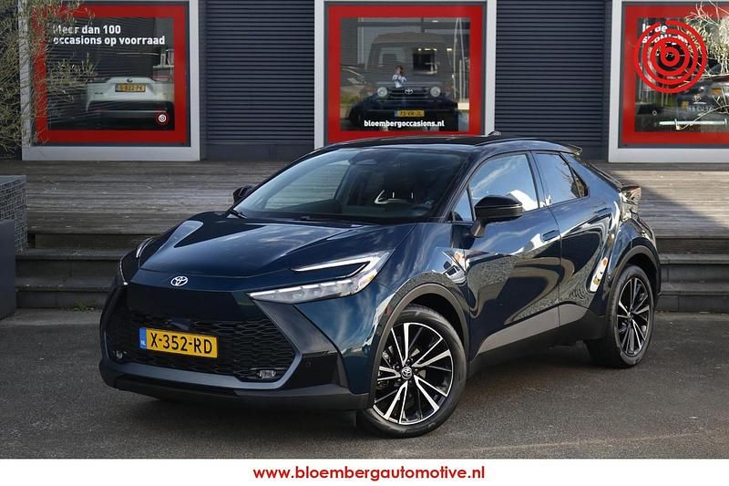 Blauw Gebruikt 2024 Toyota C-HR Executive SUV | € 36.999 - Afbeelding 1/1