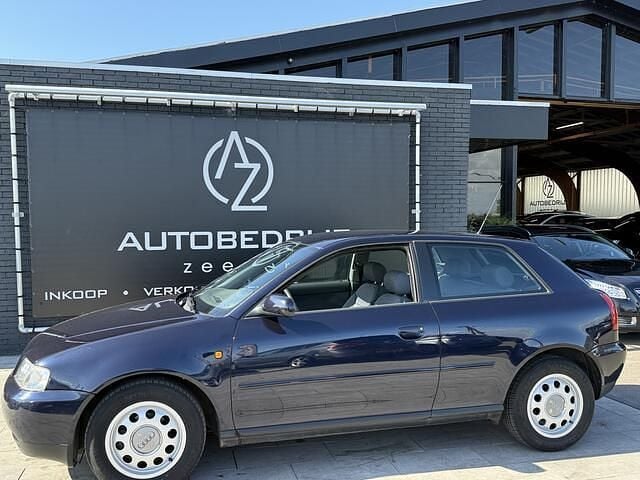 Blauw Gebruikt 1999 Audi A3 Attraction Hatchback | € 1.499 (Eerlijke prijs) - Afbeelding 1/4