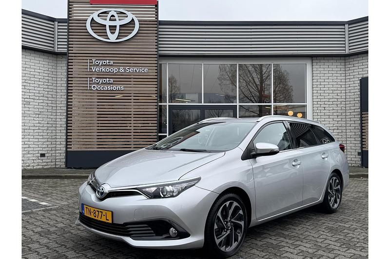 Occasion Toyota Auris Touring Sports 136 PK (100 kW) 2015 Grijs Stationwagen