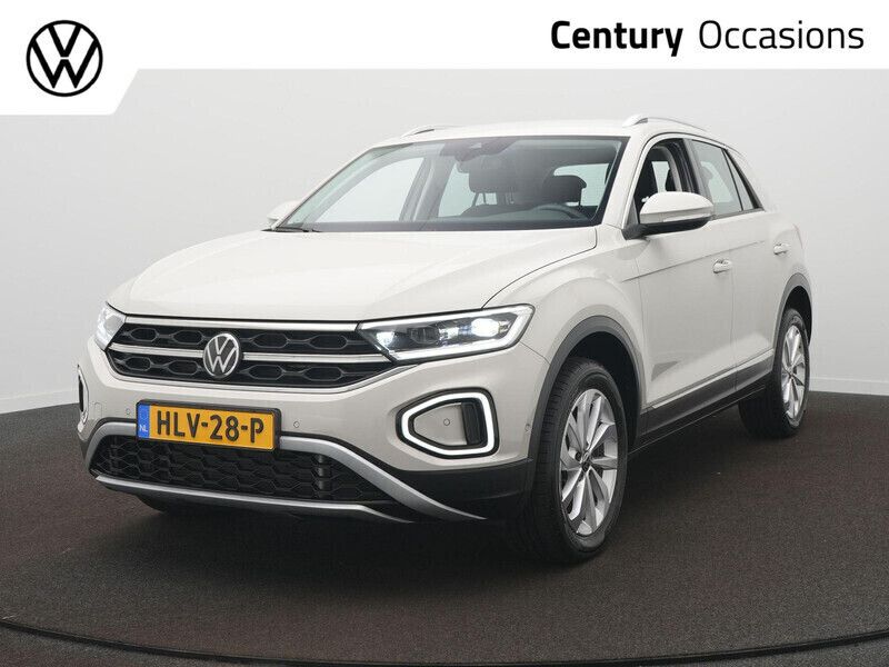 Grijs Gebruikt 2024 VW T-Roc Style SUV | € 34.995 (Eerlijke prijs) - Afbeelding 1/4