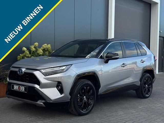 Grijs Gebruikt 2022 Toyota RAV4 SUV | € 34.995 (Goede deal) - Afbeelding 1/4