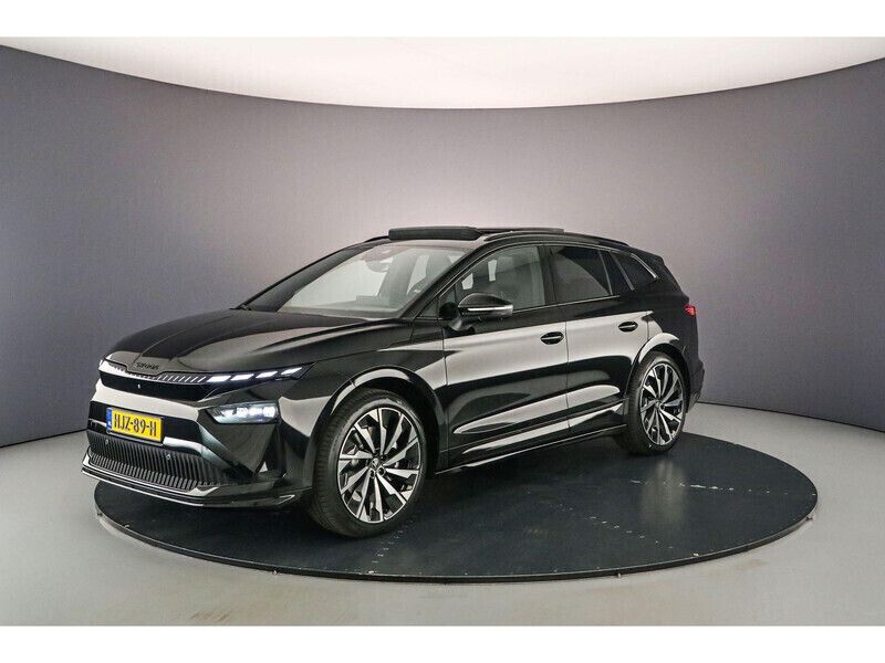 Black magic Nieuw 2025 Skoda Enyaq iV SportLine SUV | € 61.900 - Afbeelding 1/4