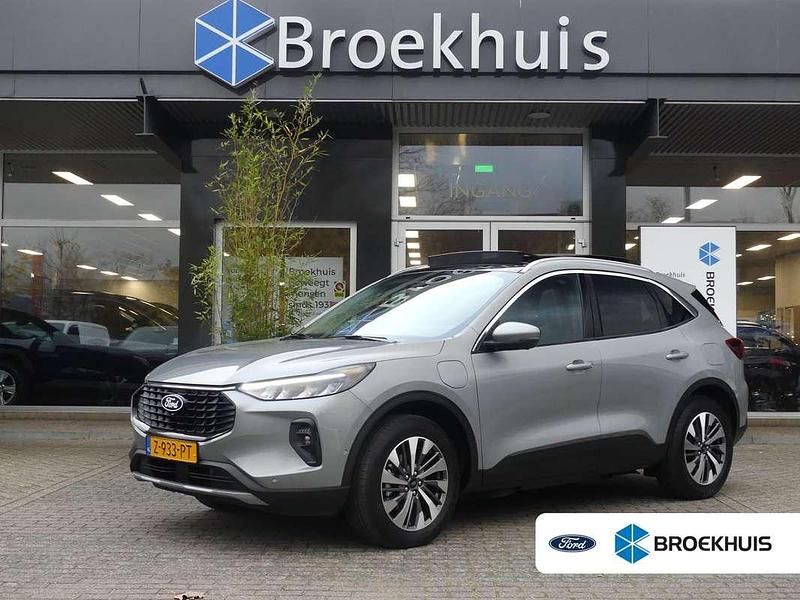 Grijs Gebruikt 2024 Ford Kuga Titanium SUV | € 35.900 (Eerlijke prijs) - Afbeelding 1/4