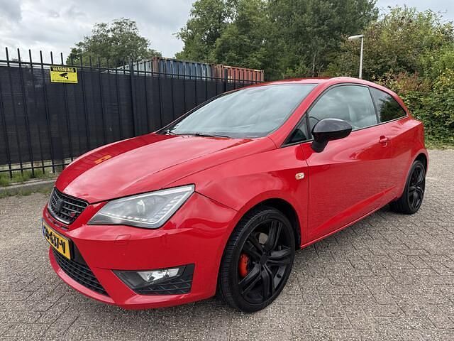 Rood Gebruikt 2013 Cupra Ibiza Hatchback | € 7.950 (Duur) - Afbeelding 1/4