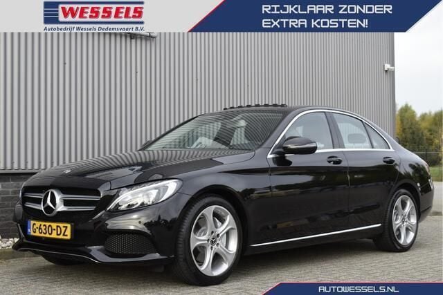 Zwart Gebruikt 2018 Mercedes C250 Premium Sedan | € 24.950 (Eerlijke prijs) - Afbeelding 1/4