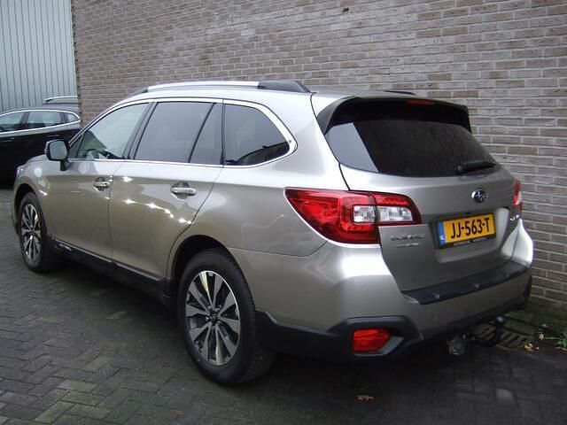 Occasion Subaru Outback Premium 176 PK (129 kW) 2016 Grijs Stationwagen