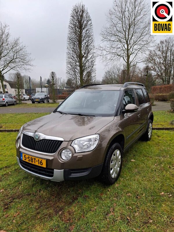 Bruin, metallic lak Gebruikt 2014 Skoda Yeti SUV | € 11.950 (Goede deal) - Afbeelding 1/4