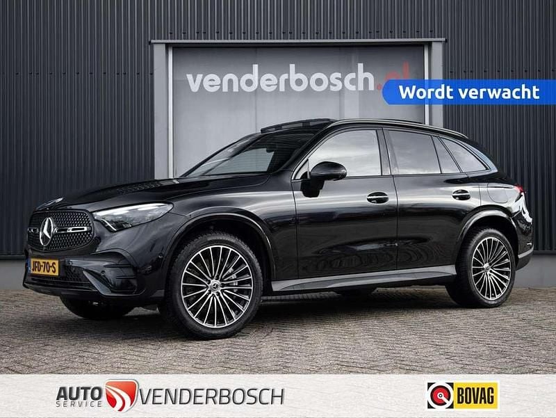 Occasion Mercedes GLC300e AMG line 313 PK (230 kW) 2024 Zwart SUV