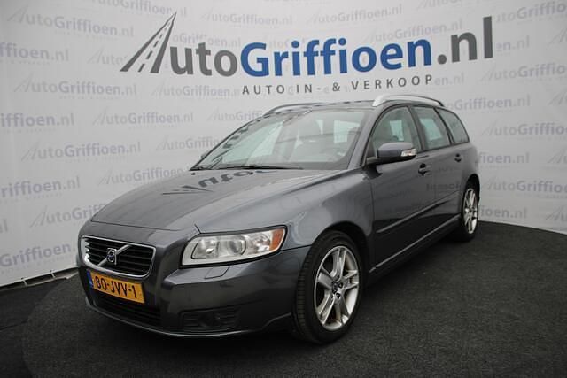 Grijs Gebruikt 2009 Volvo V50 Stationwagen | € 3.990 (Eerlijke prijs) - Afbeelding 1/4