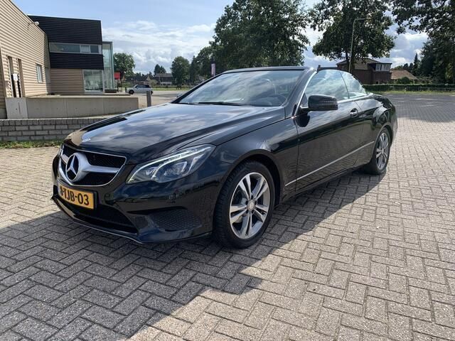 Occasion Mercedes E200 Ambition 184 PK (135 kW) 2014 Zwart, metallic lak Cabriolet