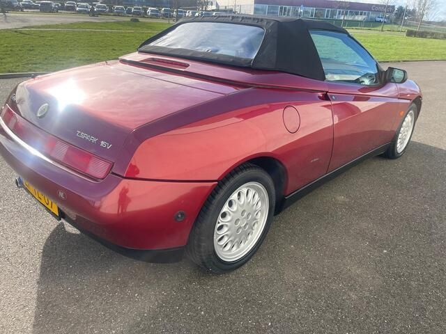 Occasion Alfa Romeo Spider 150 PK (110 kW) 1995 Rood Cabriolet