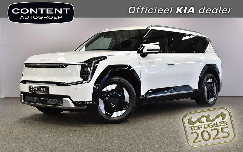Wit, metallic lak Gebruikt 2023 Kia EV9 2 SUV | € 67.640 (Eerlijke prijs) - Afbeelding 1/4