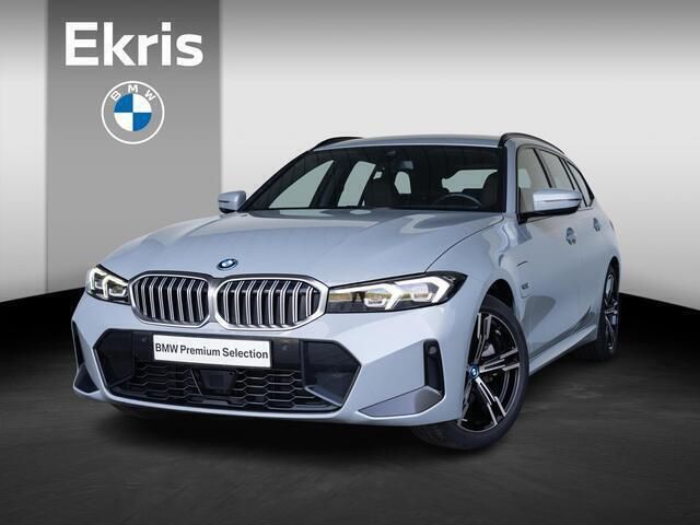 Grijs Gebruikt 2022 BMW 330 M Sport Stationwagen | € 42.995 (Duur) - Afbeelding 1/4
