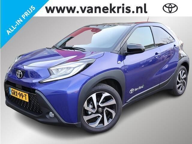 Blauw Gebruikt 2024 Toyota Aygo Pulse Hatchback | € 21.940 (Eerlijke prijs) - Afbeelding 1/4