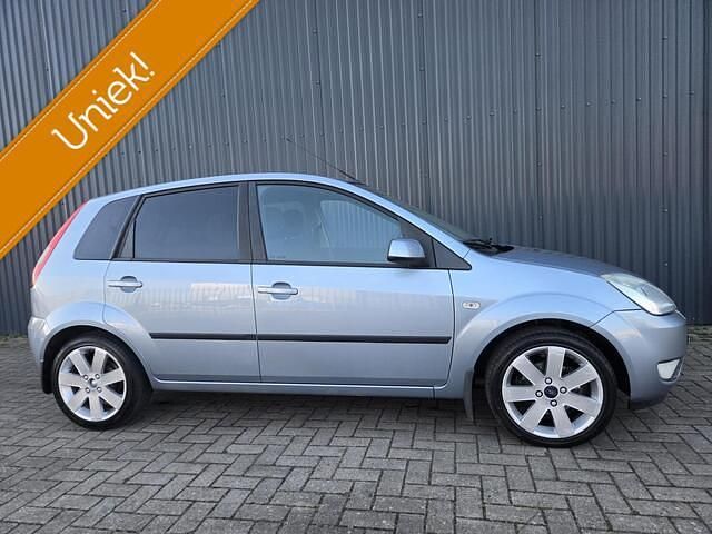 Occasion Ford Fiesta 69 PK (50 kW) 2005 Blauw Hatchback