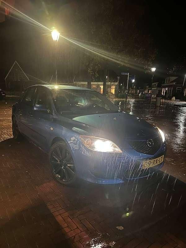 Gebruikt 2005 Mazda 3 Comfort Sedan | € 2.000 (Goede deal) - Afbeelding 1/4