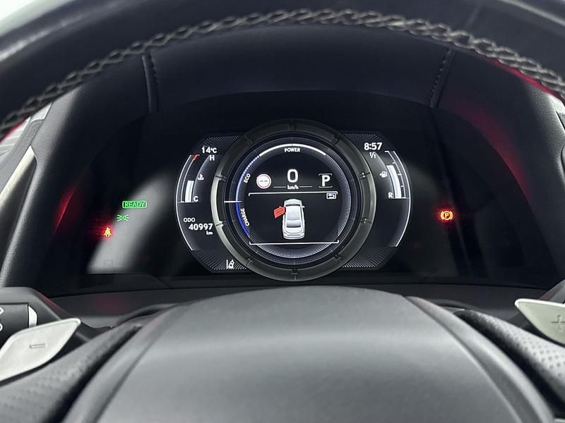 Occasion Lexus ES300H Sport Line 218 PK (160 kW) 2018 Sonic titanium (grijs metallic) Sedan