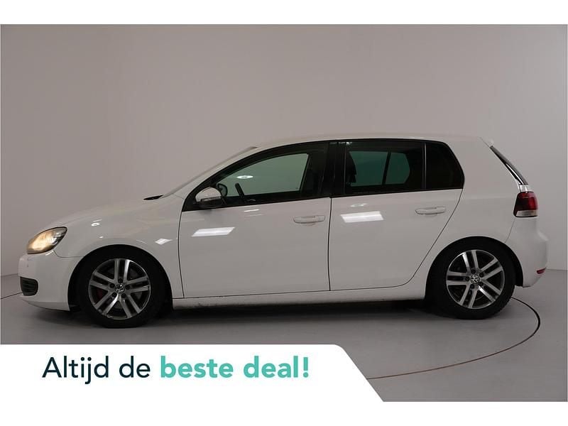 Wit Gebruikt 2010 VW Golf VI Highline Hatchback | € 2.750 (Super prijs) - Afbeelding 1/4