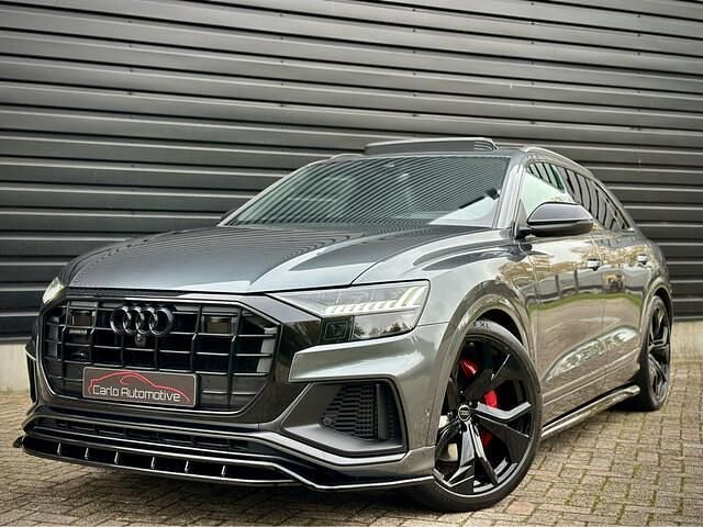 Grijs / daytonagrau metallic Gebruikt 2021 Audi Q8 Competition SUV | € 64.950 (Duur) - Afbeelding 1/4