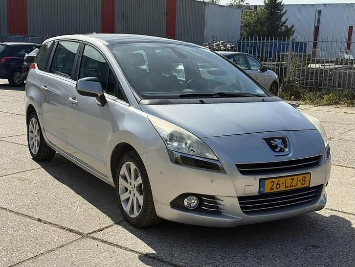 Gebruikt 2010 Peugeot 5008 | € 3.800 (Goede deal) - Afbeelding 1/4